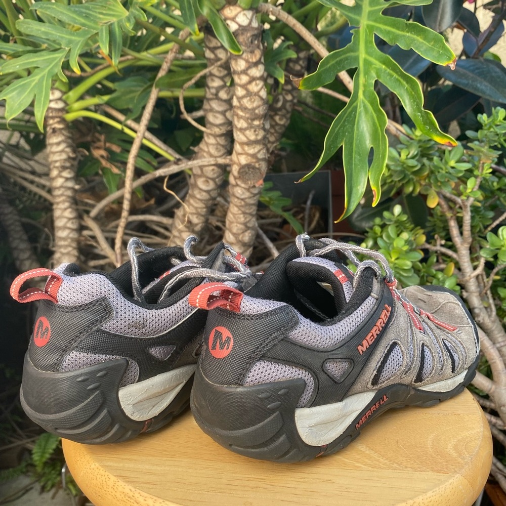 Merrell Adventure/Hiking/Outdoor Shoes - Picture 2 of 6